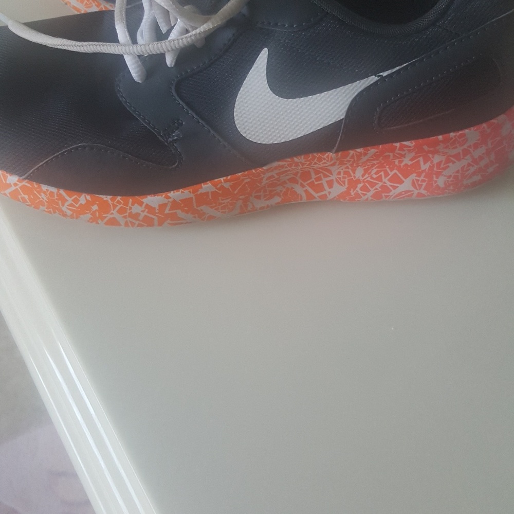 Nike roshes